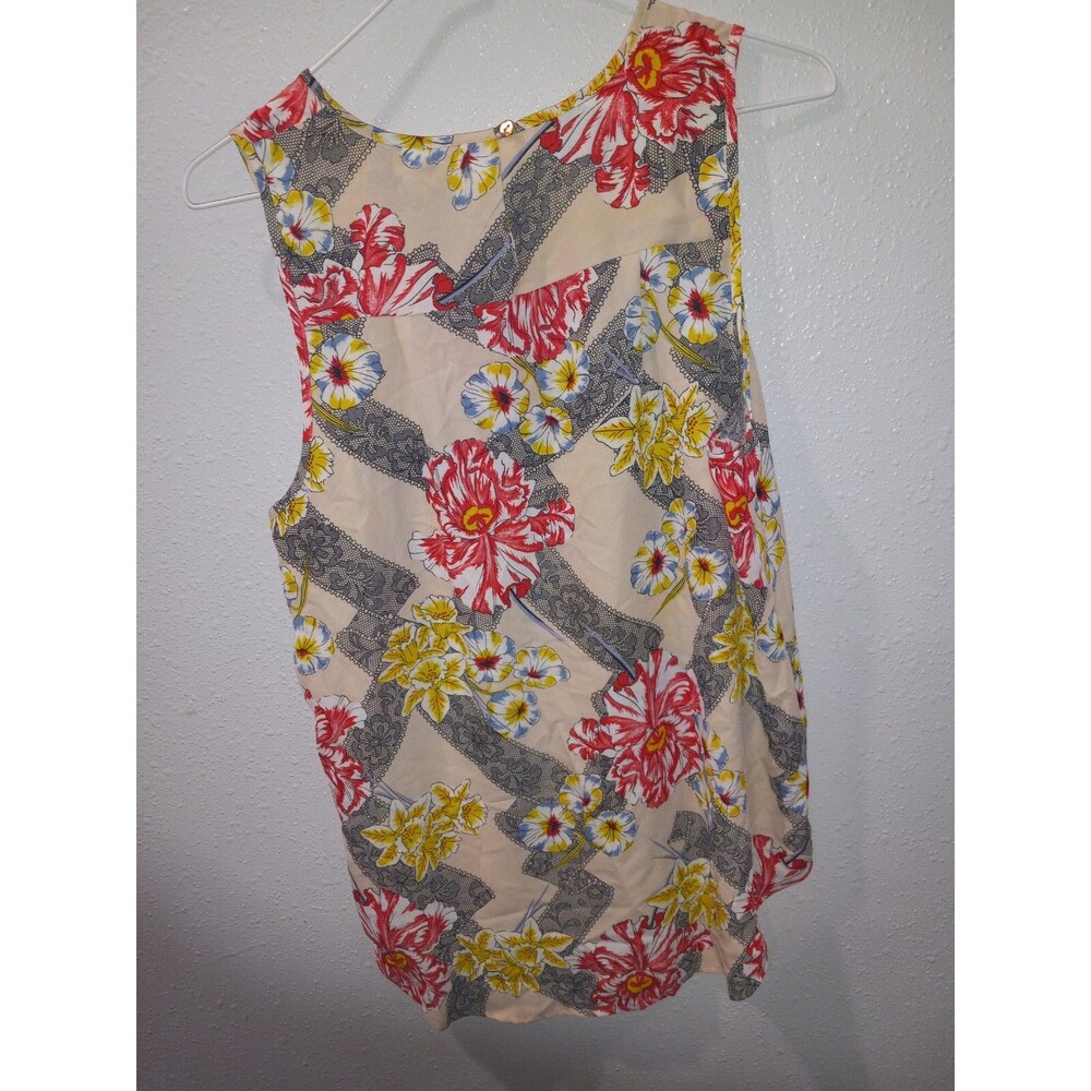 violet and claire floral tank size L peach with black lace
